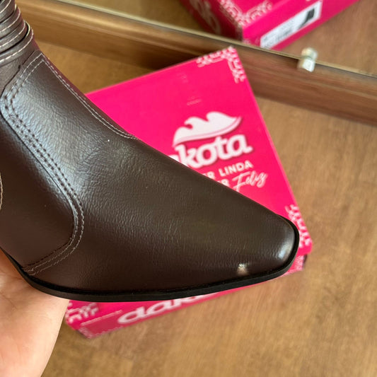 Bota Dakota Ankle Bico Fino D2393