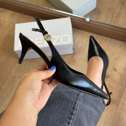 Scarpin Arezzo Couro Slingback Metal Heritage A127570201