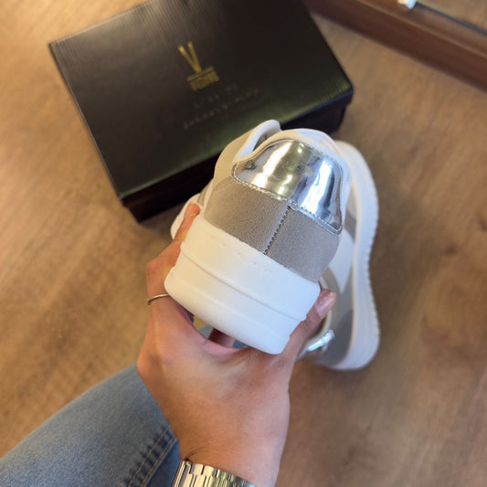 Tênis Vizzano Detalhe Marca Logo 1389.131