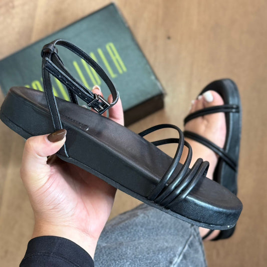 Sandália Santa Lolla Detalhes Tiras 081B.4997.0300