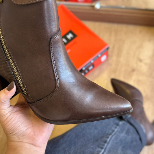 Bota Ramarim Bico Fino Ziper Lateral 2558131
