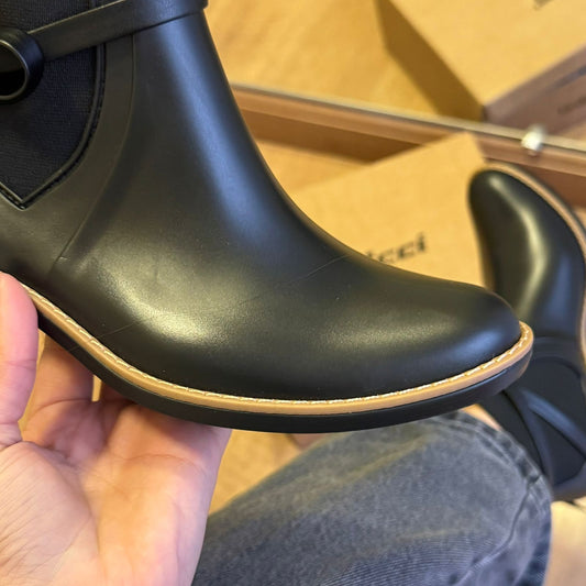 Bota Colcci Peony Rain Chelsea