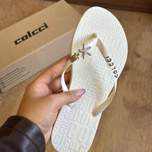 Chinelo Colcci Rio 158.01.00901 + Pin Prata Estrela Do mar e Tartaruga Grátis