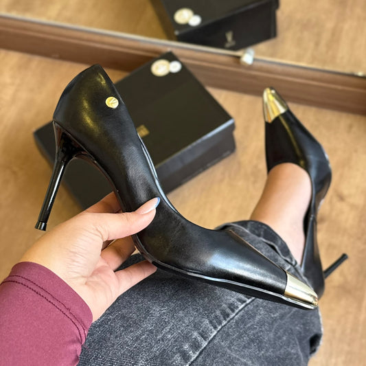 Scarpin Vizzano Bico Fino Dourado 1493.503