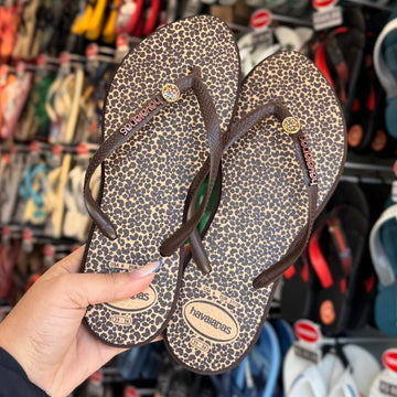 Havaianas Slim Point Trendy + Pin Detalhe Onça