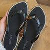 Chinelo Colcci + Pin Coração + Pin Tartaruga