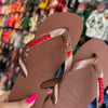 Havaianas Top + Placa Logo Vermelho + Pin Cereja E Coração