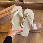 Havaianas Top + Pin Ancôra + Pin Coração + Pin Tartaruga