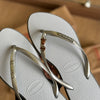 Havaianas Slim Point + Pin Tartaruga + Pin Ancôra