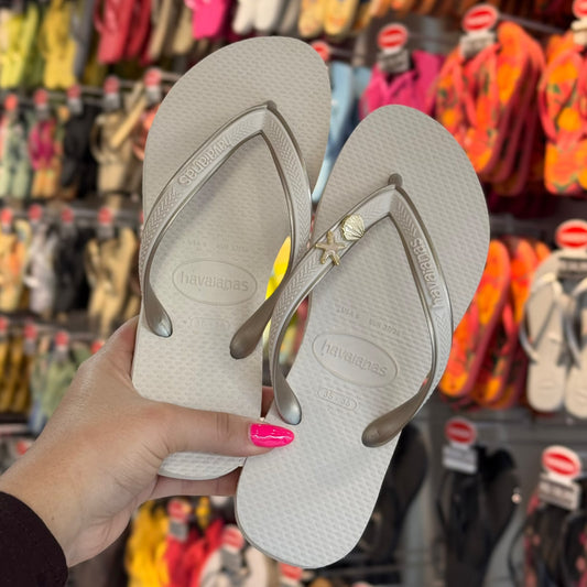 Havaianas Aura + Pin Concha + Pin Estrela Do Mar