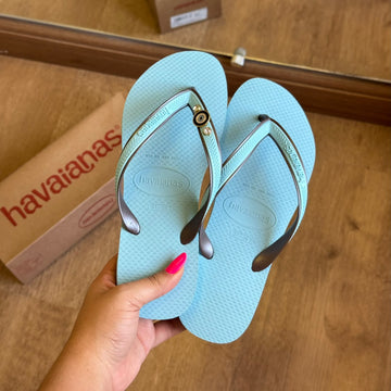 Havaianas Aura + Pontos de Luz + Pin Olho Grego