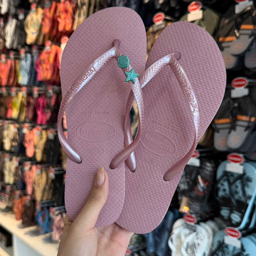 Havaianas Slim + Pin Estrela e Concha