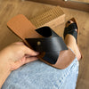 Sandália Cravo & Canella Flat Marca Logo 3170.2428