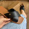 Sandália Cravo & Canella Flat Marca Logo 3170.2428