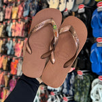 Havaianas Top + Pin Brasil + Pin Cachorro Salsicha