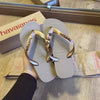 Havaianas Top + Placa Logo Marrom + Pin Estrela Marinha + Pin Tartaruga + Pin Âncora