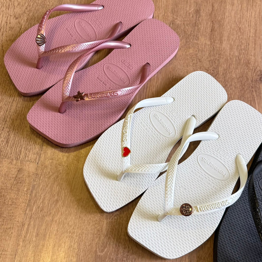 Havaianas Slim Square + Pin Grátis