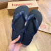 Havaianas Top + Pin Onça Pintada Prata E Coração Preto