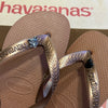 Havaianas Top + Pin Onça Pintada Prata E Coração Preto