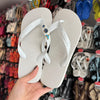 Havaianas Top + Pin Ponto de Luz + Pin Conha + Pin Sereia