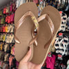 Havaianas Top + Pin Tartaruga + Pin Concha e Estrela do Mar