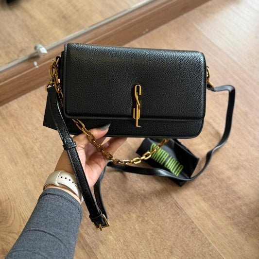 Bolsa Santa Lolla Preta Detalhe Correnta Dourada