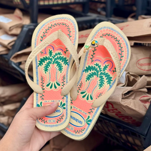 Havaianas Top Summer Vibes + Pin Tucano e Coqueiro