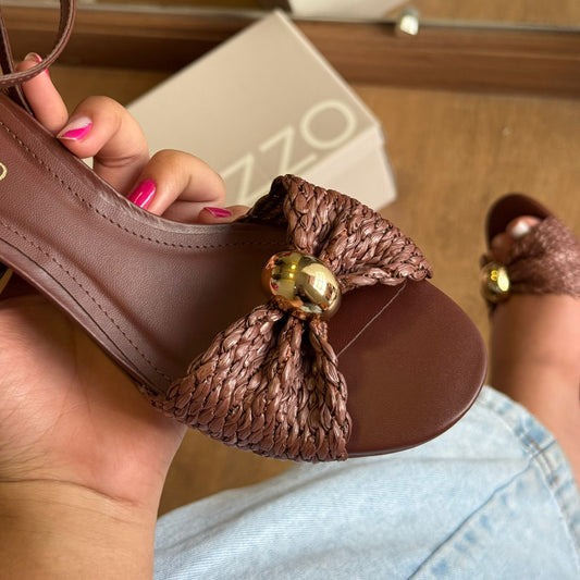 Sandália Arezzo Salto Médio Bloco Tramado Metal A124630044