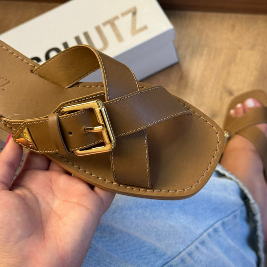 Sandália Schutz Rasteirinha Fivela S208890135