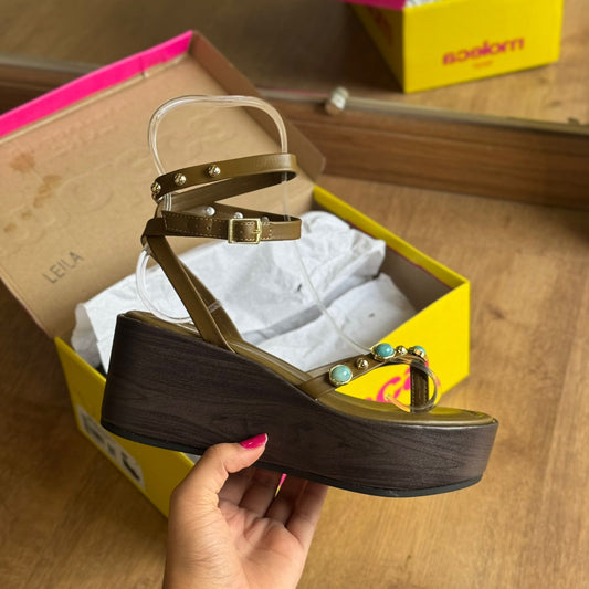 Sandália Moleca Plataforma Pedrarias 5566.103