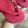 Havaianas Top + Pin Tucano, Coqueiro e Brasil