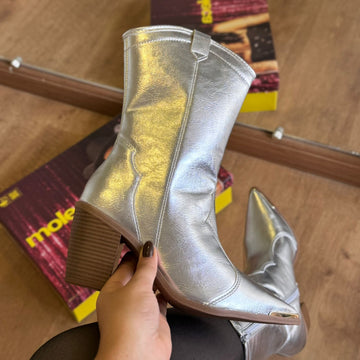 Bota Moleca Salto Bloco Coleção Ana Castela 5355.100