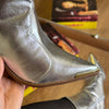 Bota Moleca Detalhe Dourado Coleção Ana Castela 5355.100
