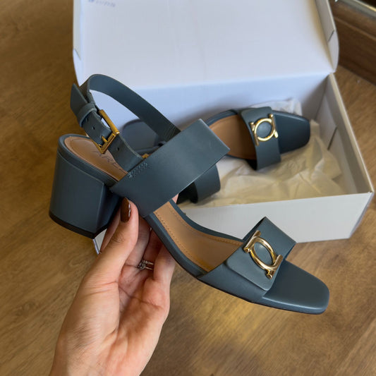 Sandália Arezzo Salto Bloco Baixo A115510074