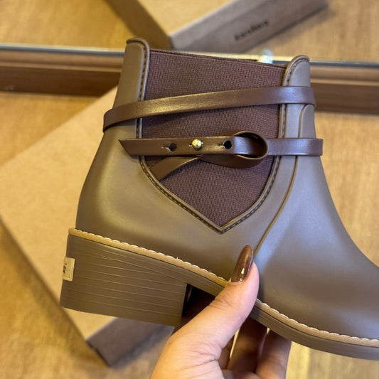 Bota Colcci Peony Rain Chelsea