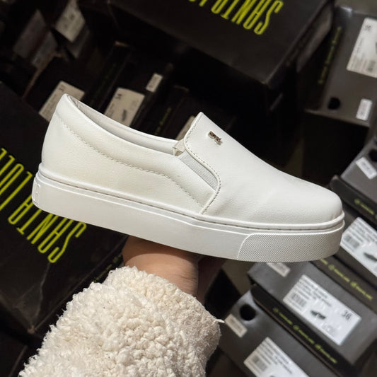 Tênis Slip On Santa Lolla Flat Bico Redondo 01AC.11E4