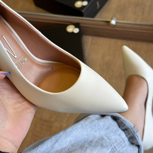 Scarpin Vizzano Detalhe Dourado Bico Fino 1388.200