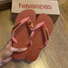 Havaianas Top + Placa Logo + Pin Tartaruga + Pin Âncora + Pin Coração