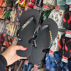 Havaianas Top + Placa Logo Dourado