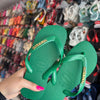 Havaianas Top + Placa Logo Dourado