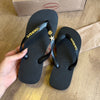 Havaianas Top + Placa Logo Dourada + Pin Estrela E Concha