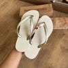 Havaianas Aura + Pin Cereja e Coração - Bege