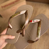 Havaianas Top + Placa Logo Dourada + Pin Cereja e Coração