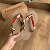 Havaianas Top + Placa Logo Vermelho + Pin Cereja E Coração