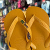 Havaianas Top + Pin Brasil + Pin Cachorro Salsicha