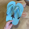 Havaianas Aura + Pin Ponto de Luz e Olho Grego Rosa