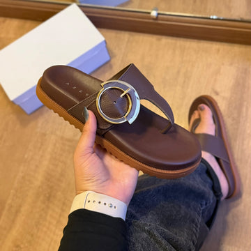 Sandália Flat Azzem Fivela Meia Lua 457