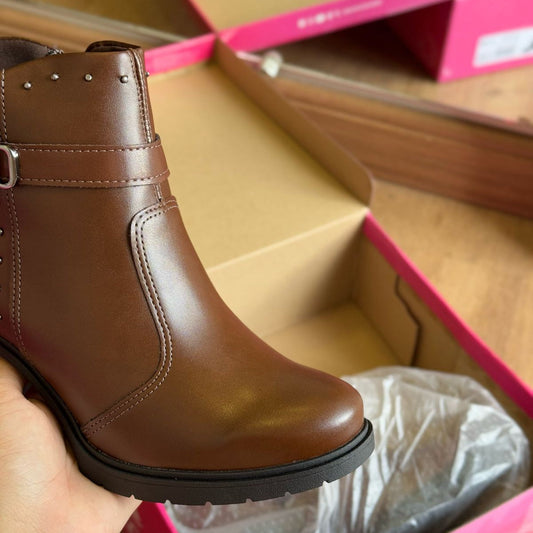Bota Coturno Dakota Detalhes em Prata DA761