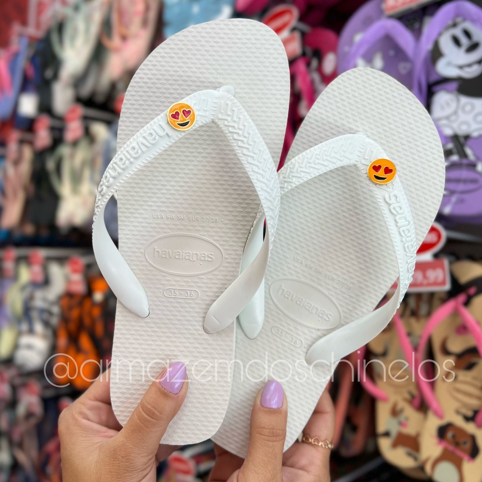 Emoji havaianas hot sale