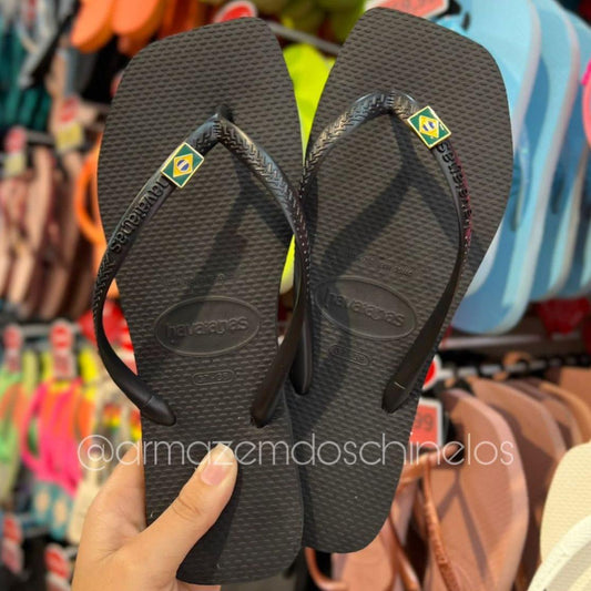 Havaianas Slim Square + Pingente Brasil - Armazém dos Chinelos  